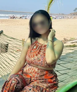 Call Girl Noida Aru