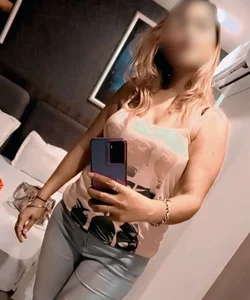 Call Girl Noida Heena
