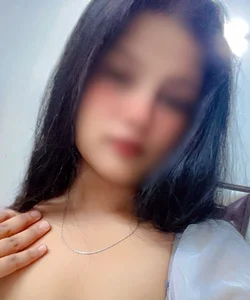 Call Girl Noida Preeti