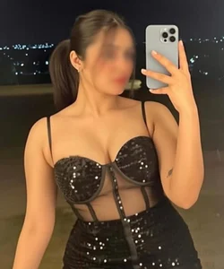 Call Girl Noida Sakshi