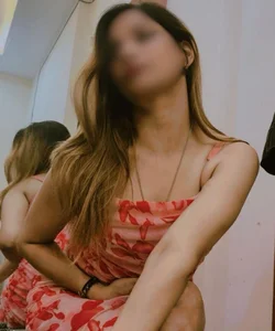 Call Girl Noida Sandhya