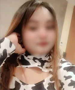 Call Girl Noida Sarika