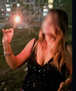 Call Girl Noida Sheela